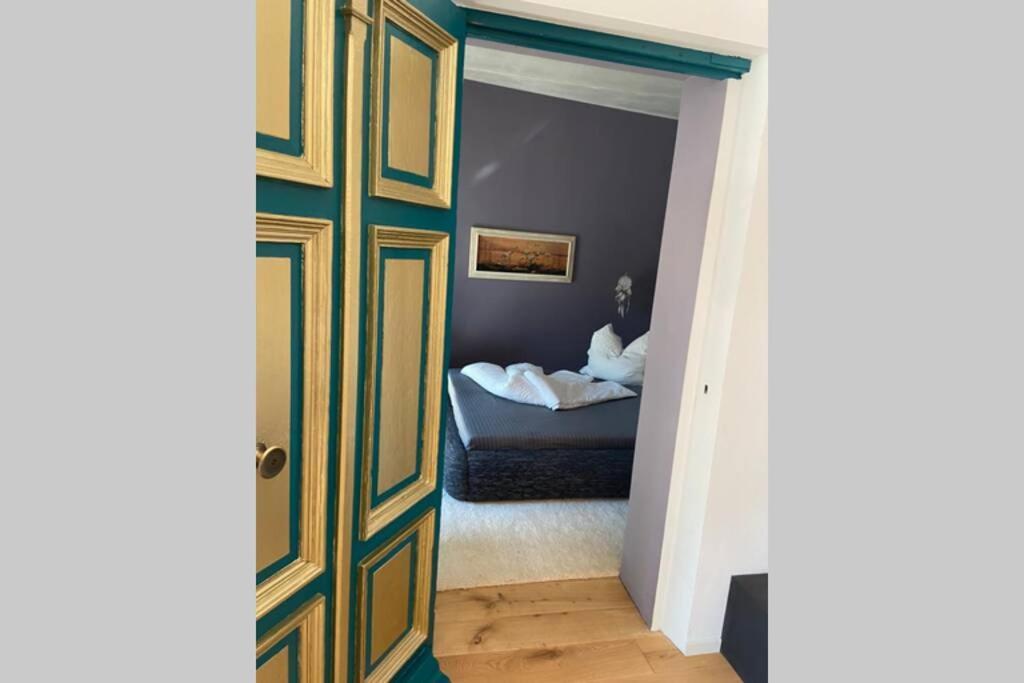 Entspannt In Nuernberg - Das Einhoernchen Esterno foto